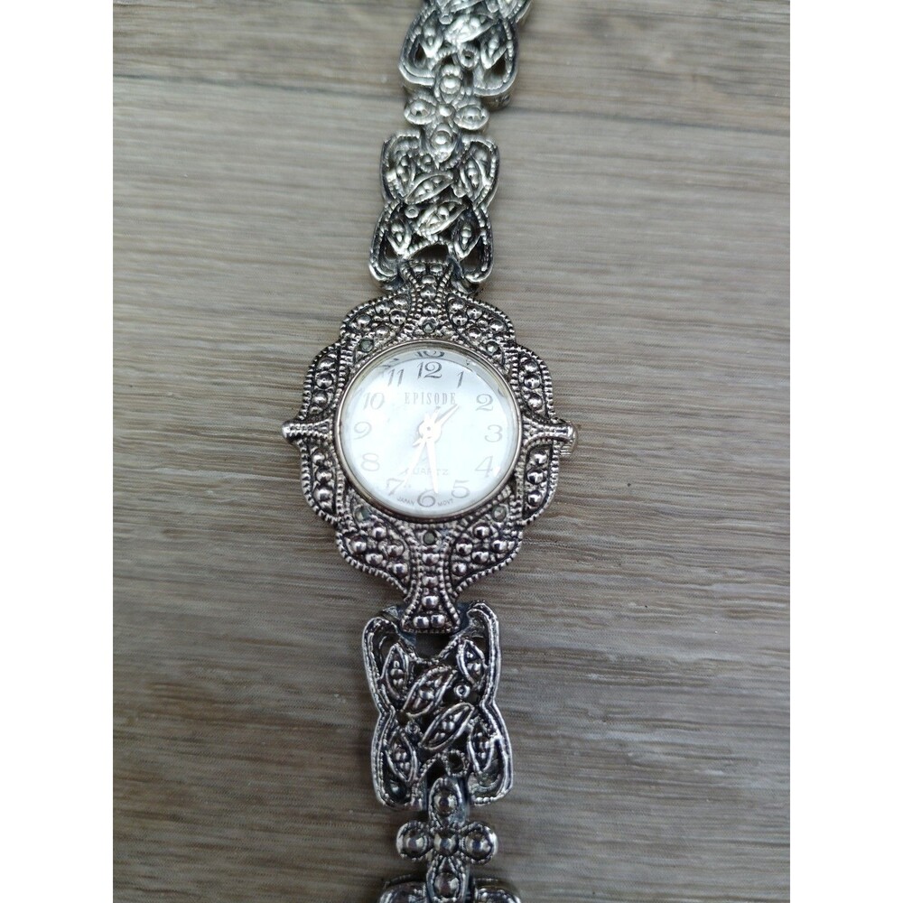 VINTAGE EPISODE JAPAN QUARTZ WRIST WATCH Silver Tone